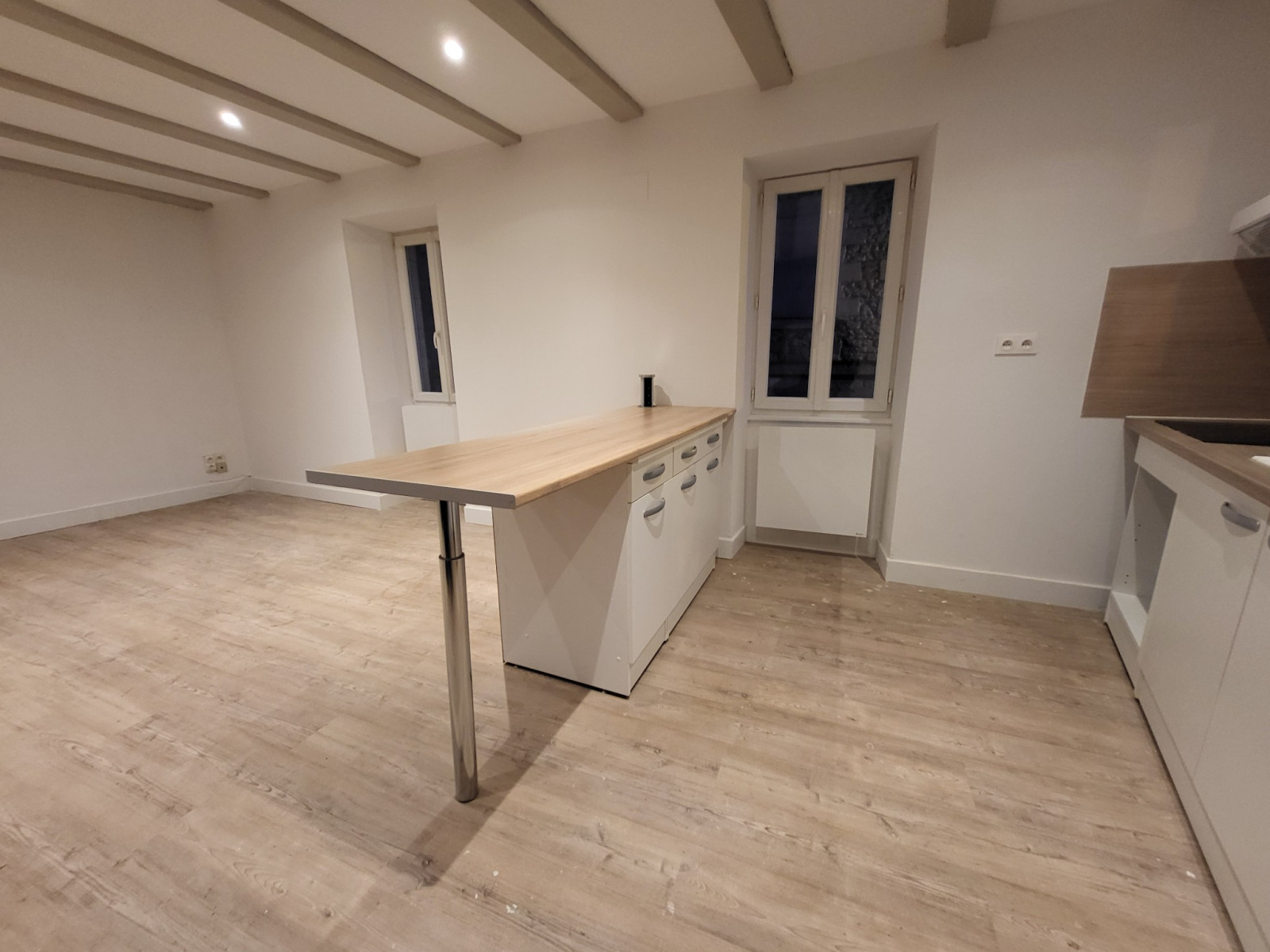 
                                                Location
                                                 Appartement T3 60.18m² à Montignac-Lascaux