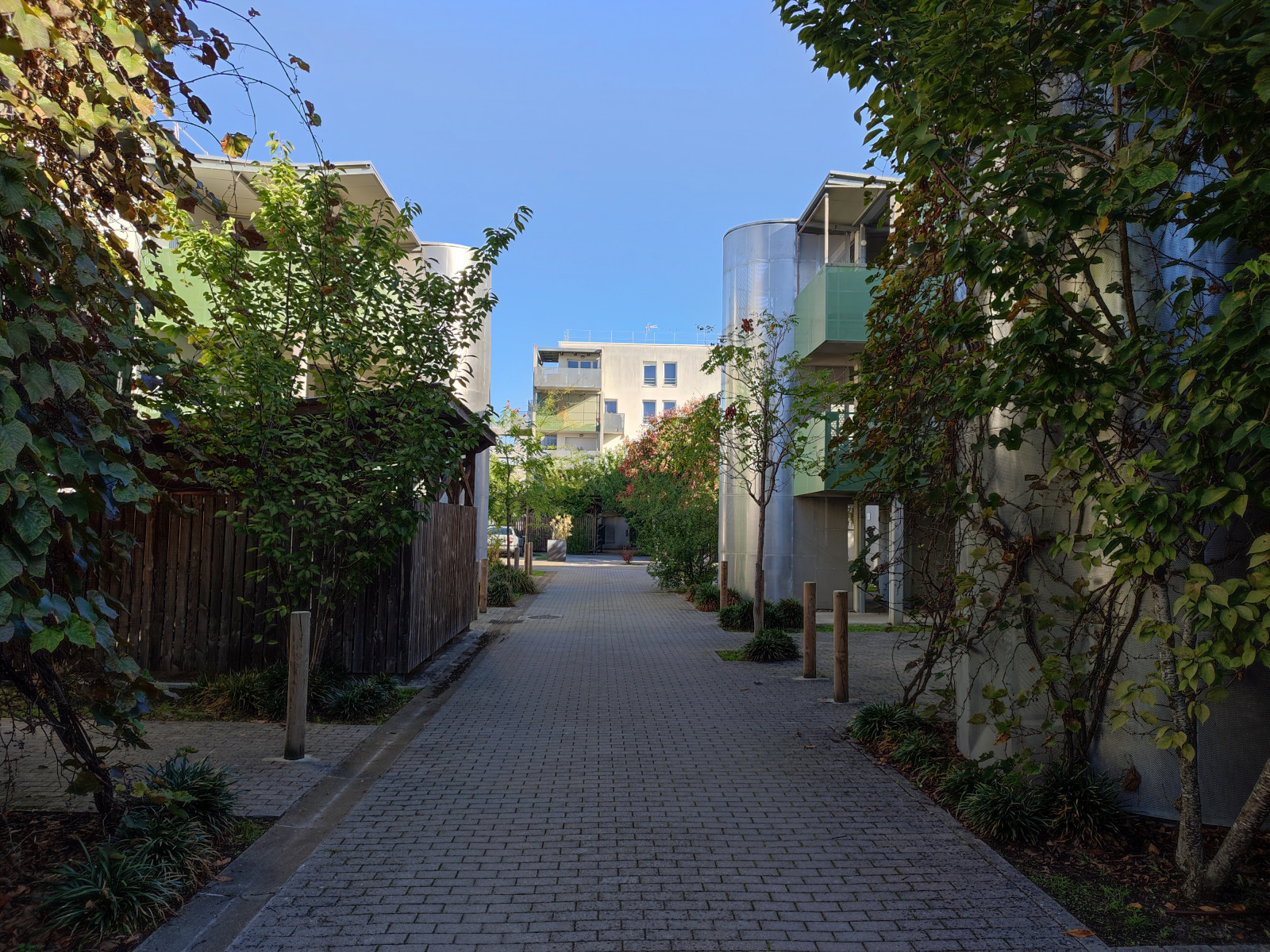 
                                                Location
                                                 Appartement T3 65m² à null