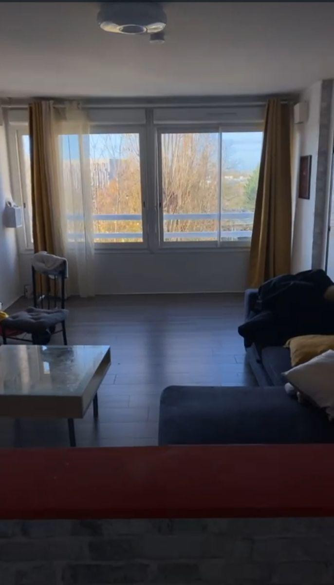 
                                                Location
                                                 Appartement T3 70m2 à louer