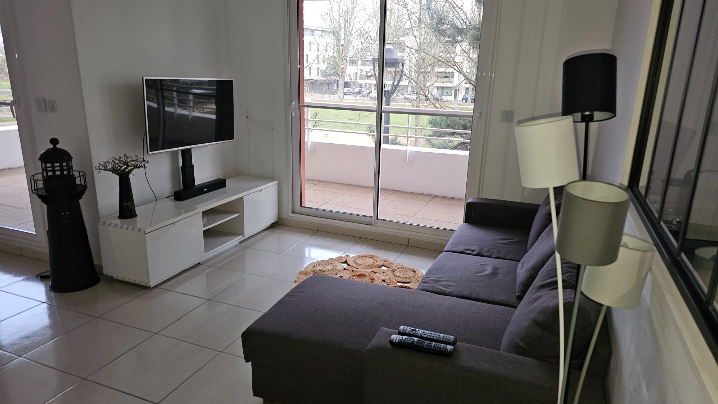 
                                                Location
                                                 Appartement T3 71m2 meublé Orléans