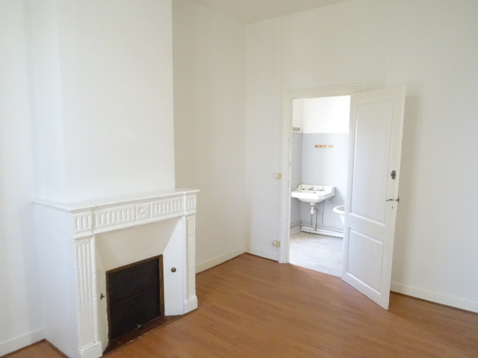 
                                                Location
                                                 Appartement T3 74m² à Créon