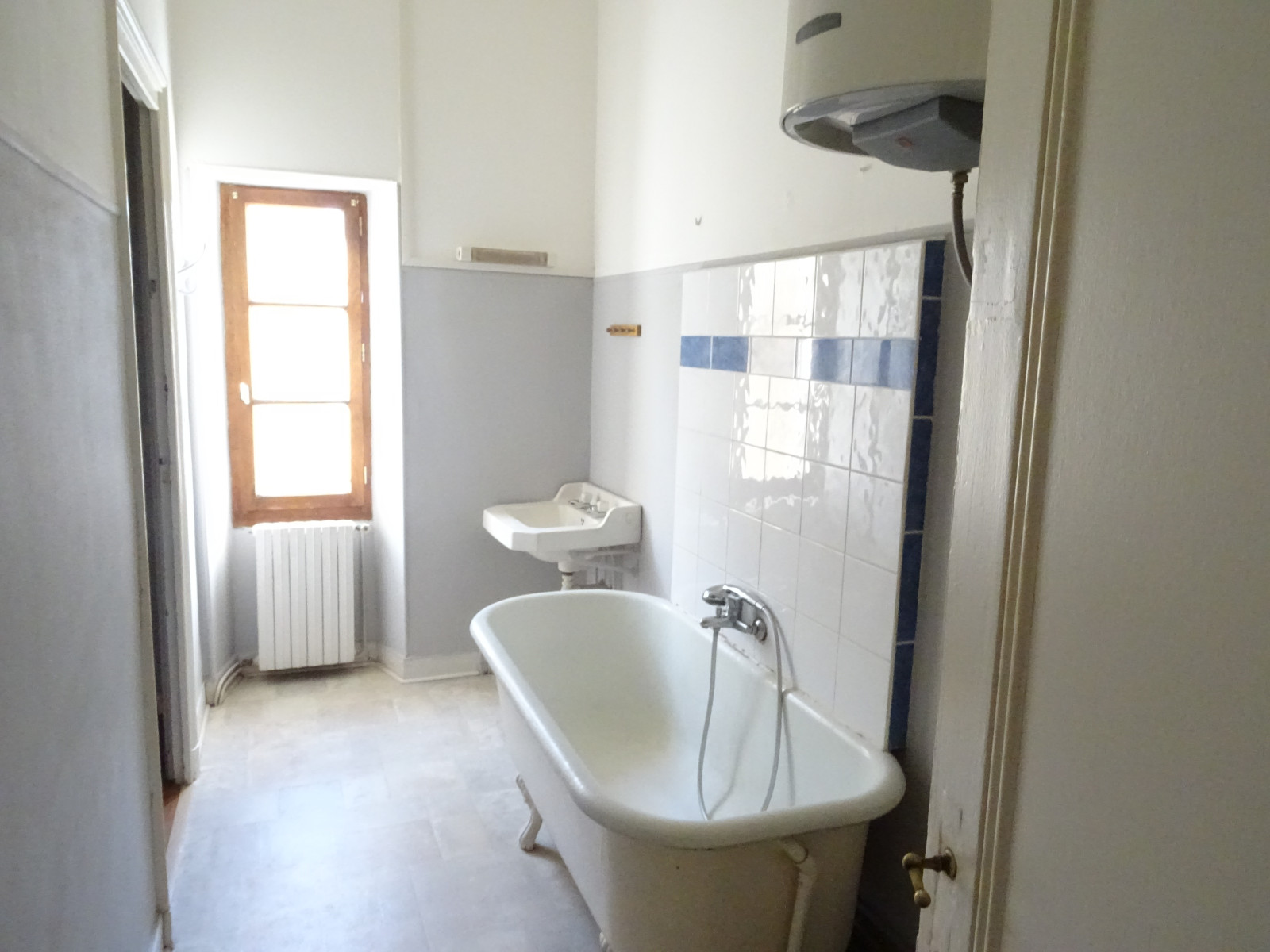 
                                                Location
                                                 Appartement T3 74m² à Créon