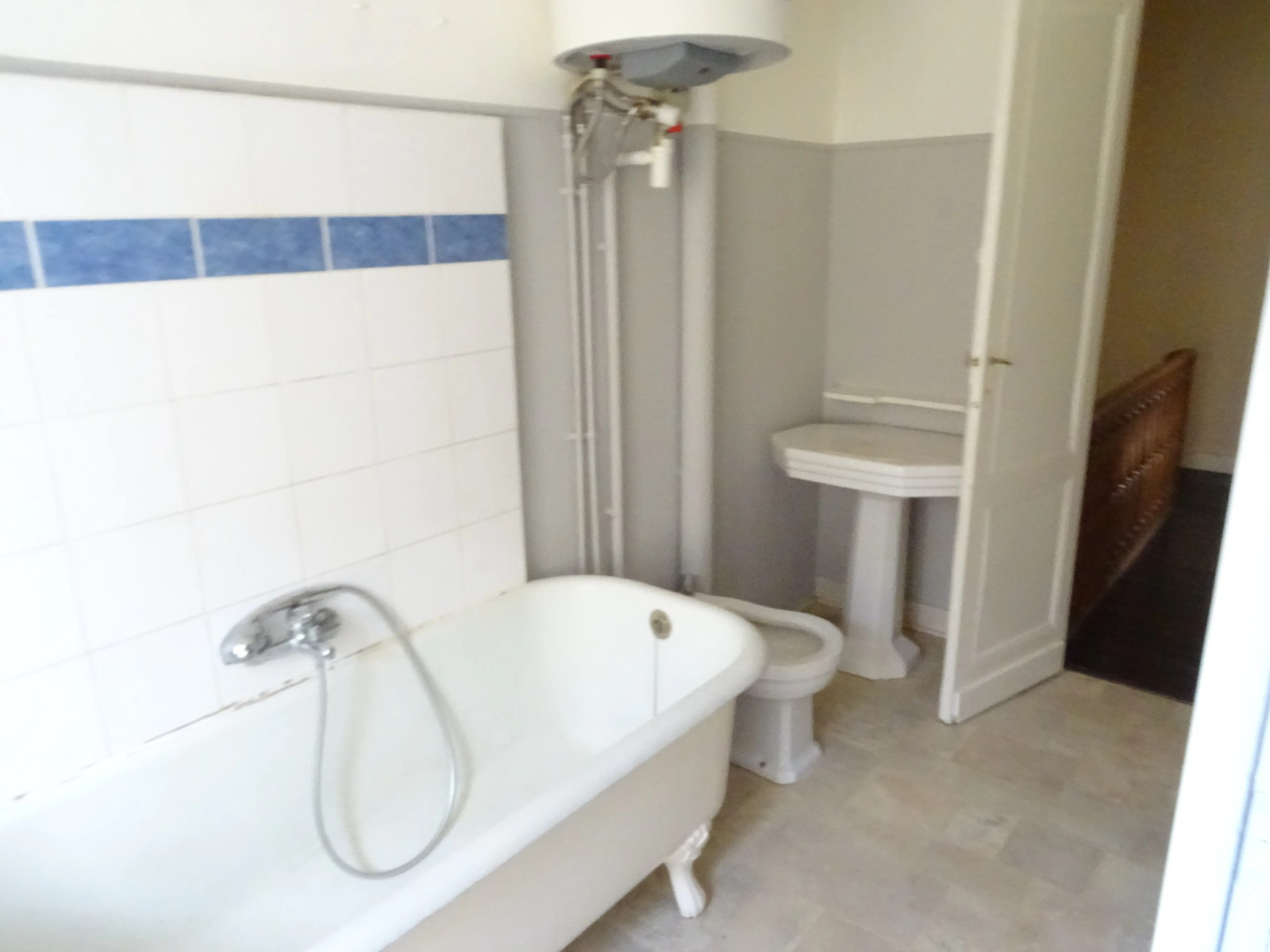 
                                                Location
                                                 Appartement T3 74m² à Créon