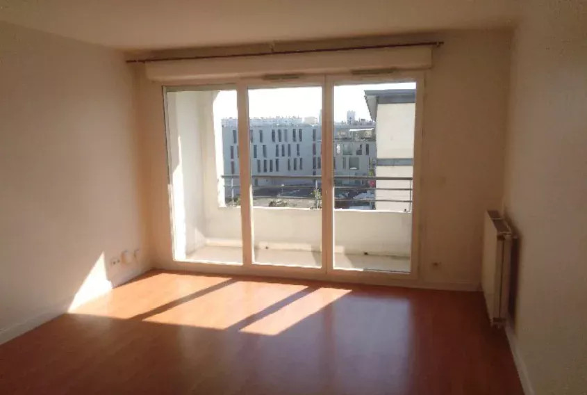 
                                                Location
                                                 Appartement T3 75m² à Bordeaux