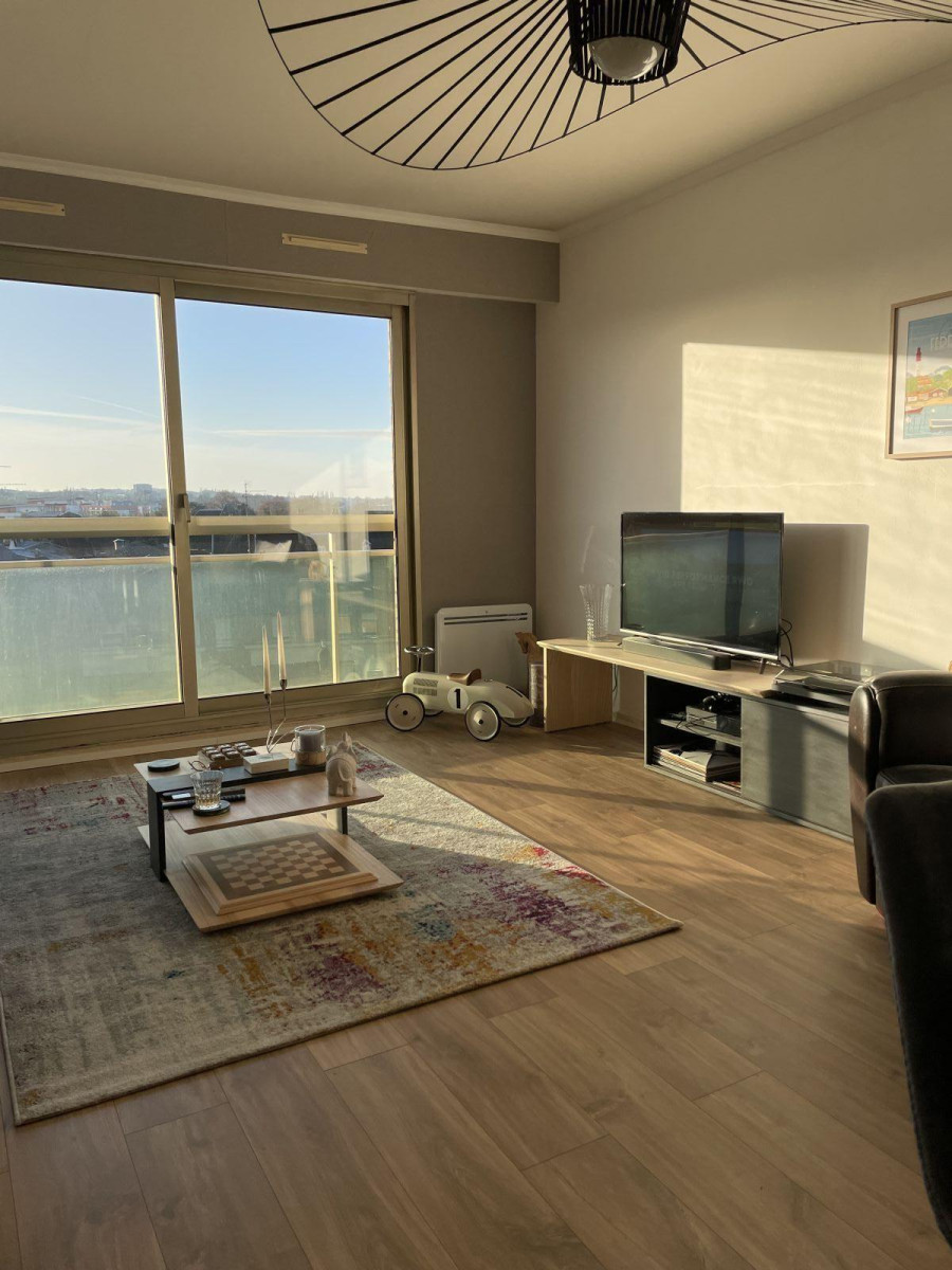 
                                                Location
                                                 Appartement T3 75m2 centre ville de Valenciennes
