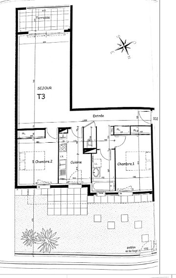 
                                                Vente
                                                 Appartement T3 , 81m2 terrasse, jardin, box,