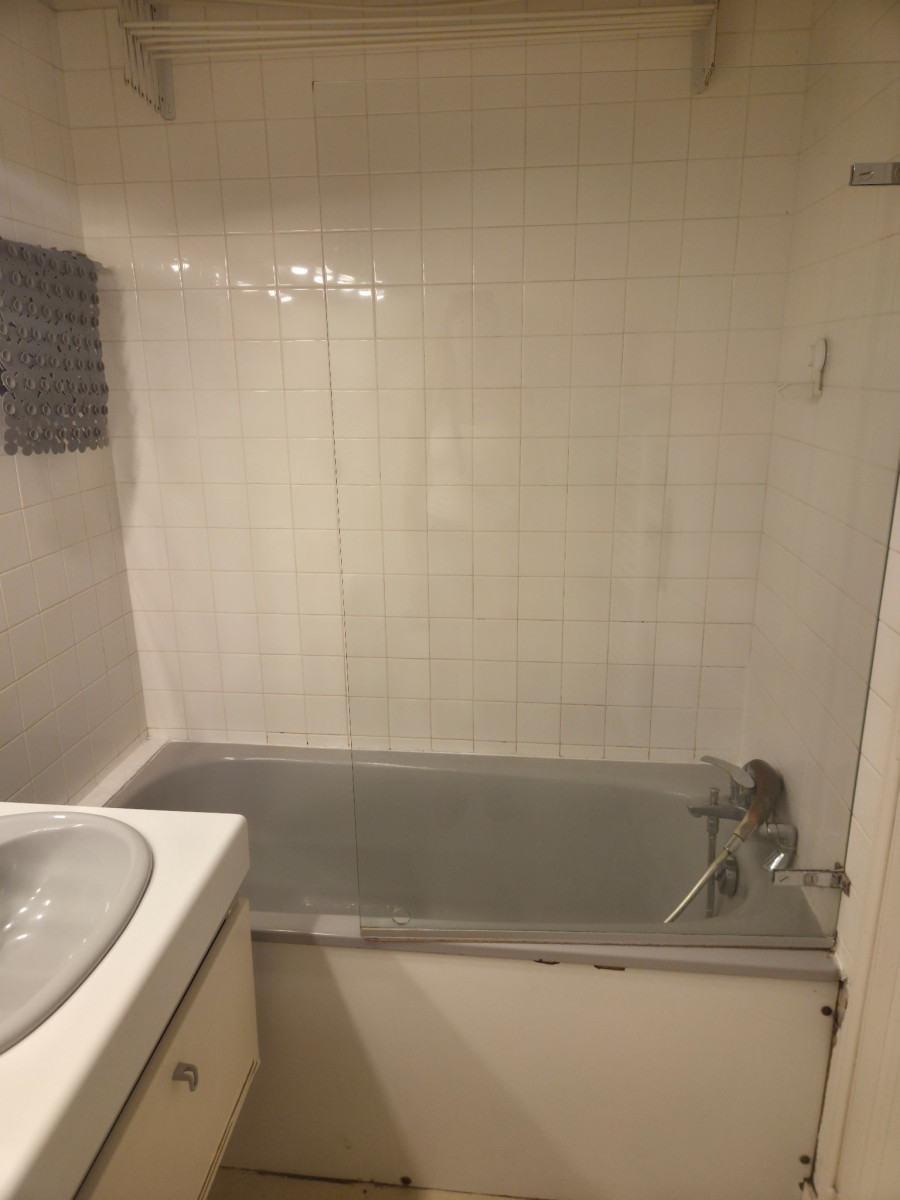 
                                                Location
                                                 Appartement T3 83m² à Bordeaux