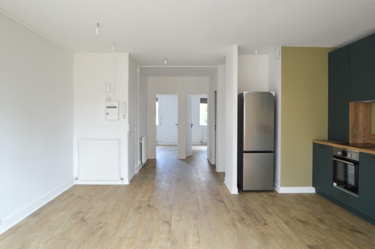 
                                                Location
                                                 Appartement T3 à louer