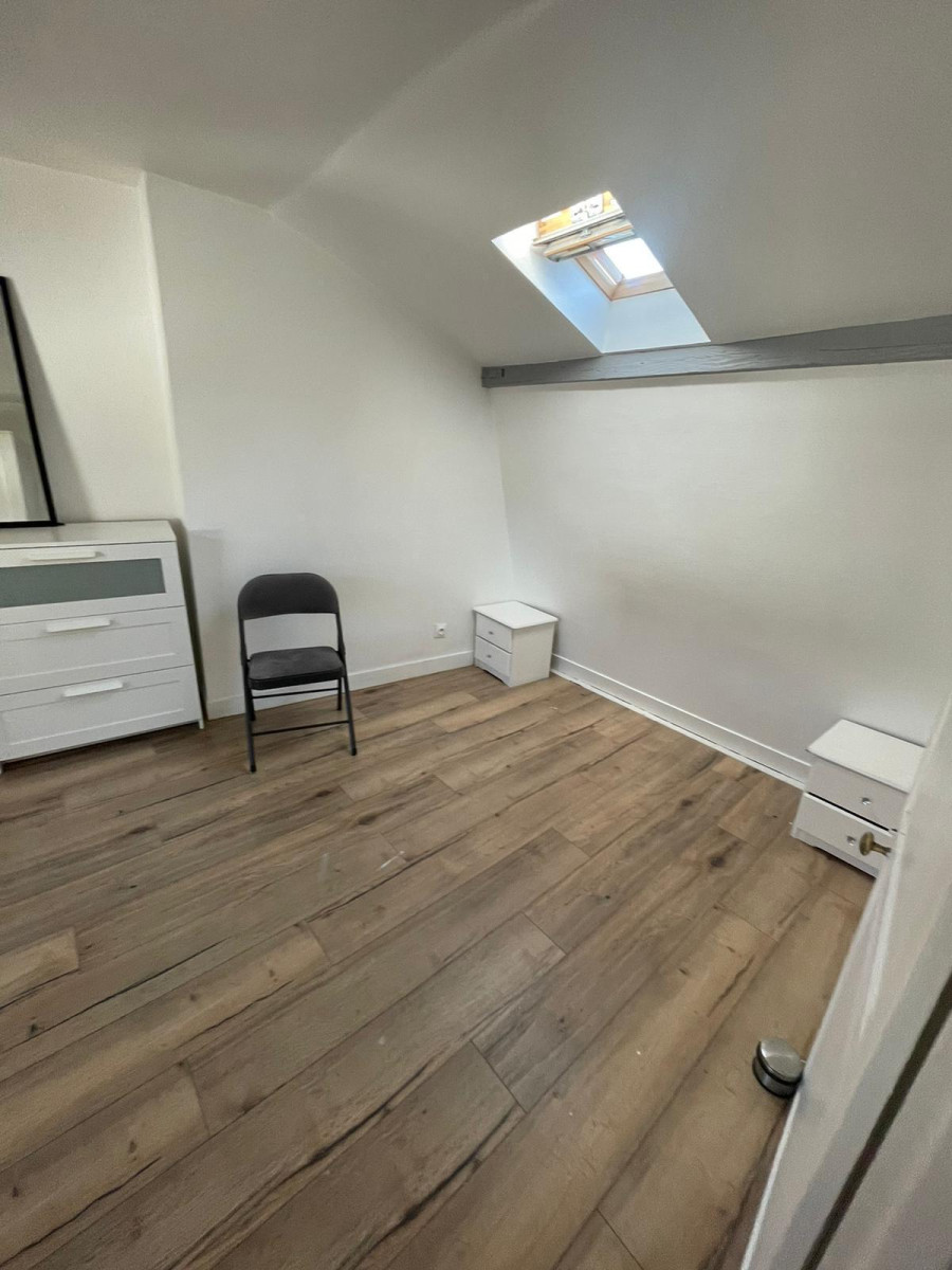 
                                                Location
                                                 Appartement T3 au cœur des rues commerçantes