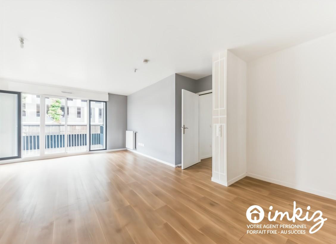 
                                                Vente
                                                 Appartement T3 avec balcon et place de parking