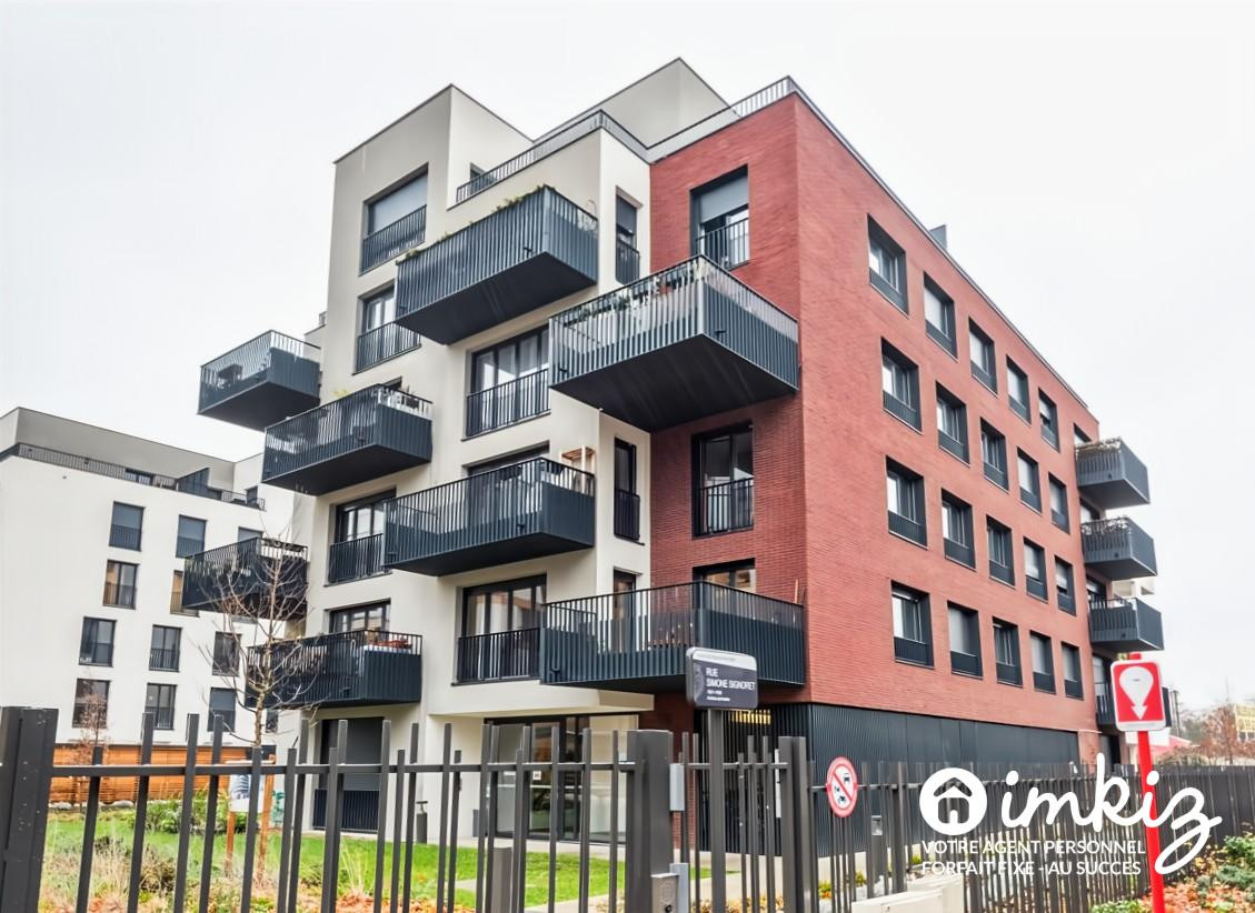 
                                                Vente
                                                 Appartement T3 avec balcon et place de parking