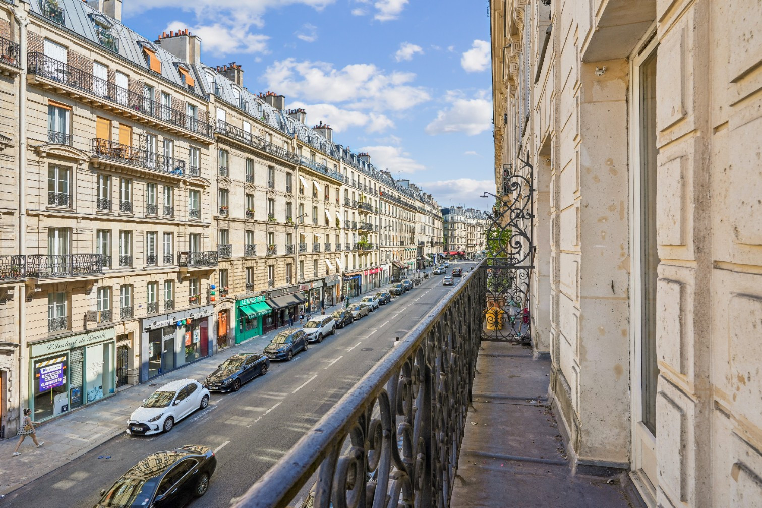
                                                Vente
                                                 Appartement T3 avec balcon - Paris 5e