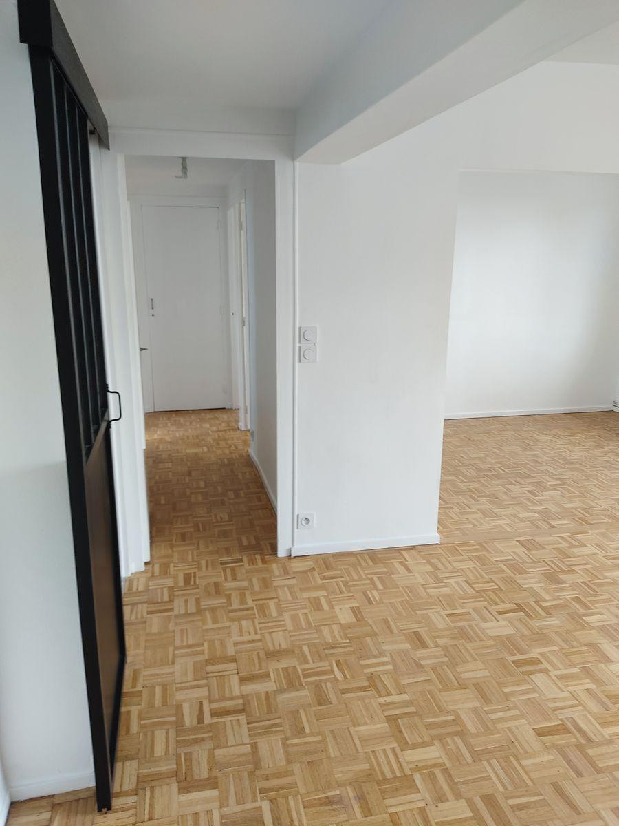 
                                                Location
                                                 Appartement T3 avec garage