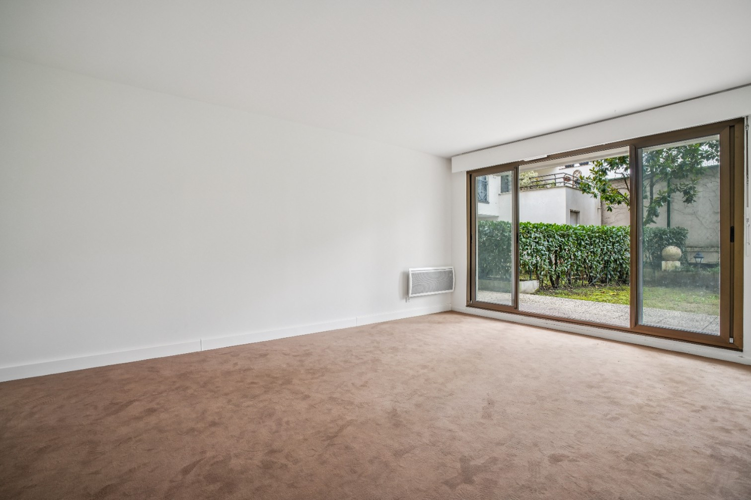 
                                                Vente
                                                 Appartement T3 avec jardin - Boulogne Billancourt