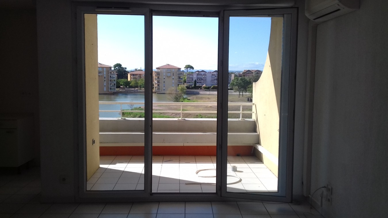 
                                                Vente
                                                 Appartement  T3  avec magnifique vue la vasque