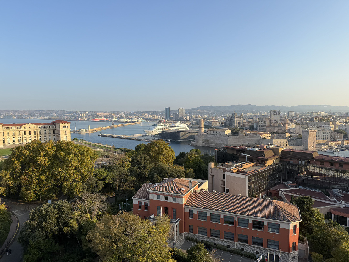 
                                                Location
                                                 APPARTEMENT T3 AVEC VUE MER