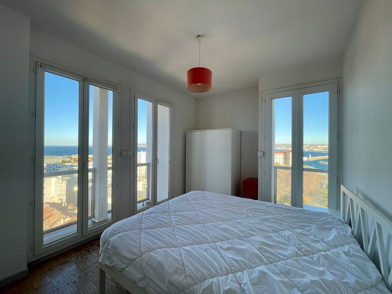 
                                                Location
                                                 APPARTEMENT T3 AVEC VUE MER