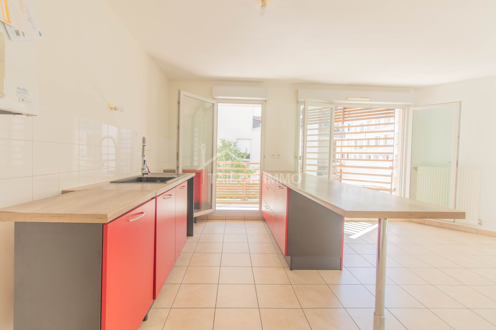 
                                                Vente
                                                 Appartement T3 - Balcon & Garage