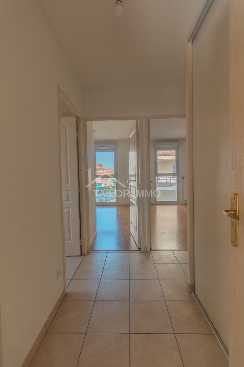 
                                                Vente
                                                 Appartement T3 - Balcon & Garage