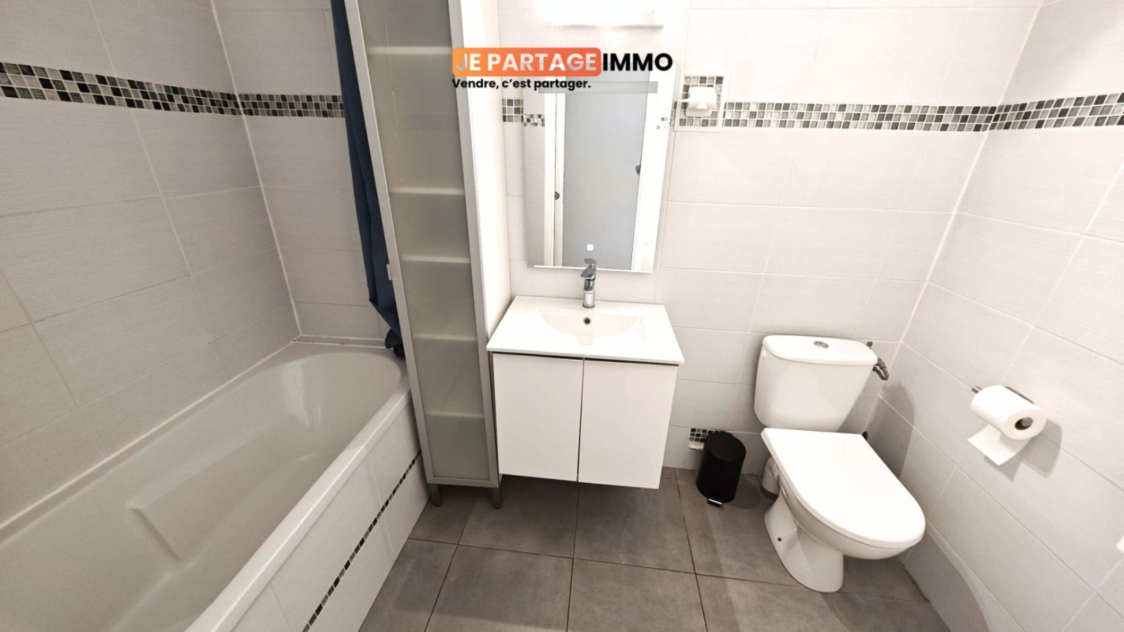 
                                                Vente
                                                 Appartement T3 Bidart centre, 3eme ligne océan, inspiration loft avec jardin et vue Pyrénées