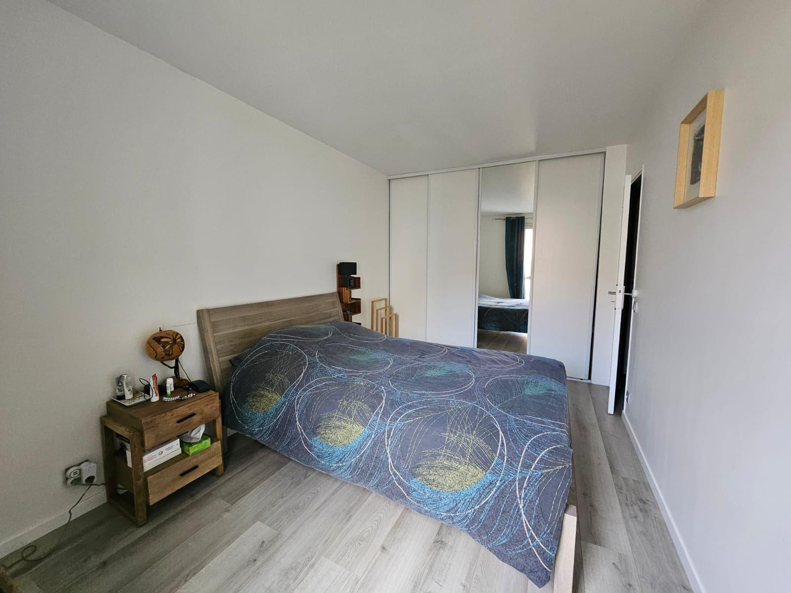 
                                                Location
                                                 Appartement T3+box proche de toutes commodités