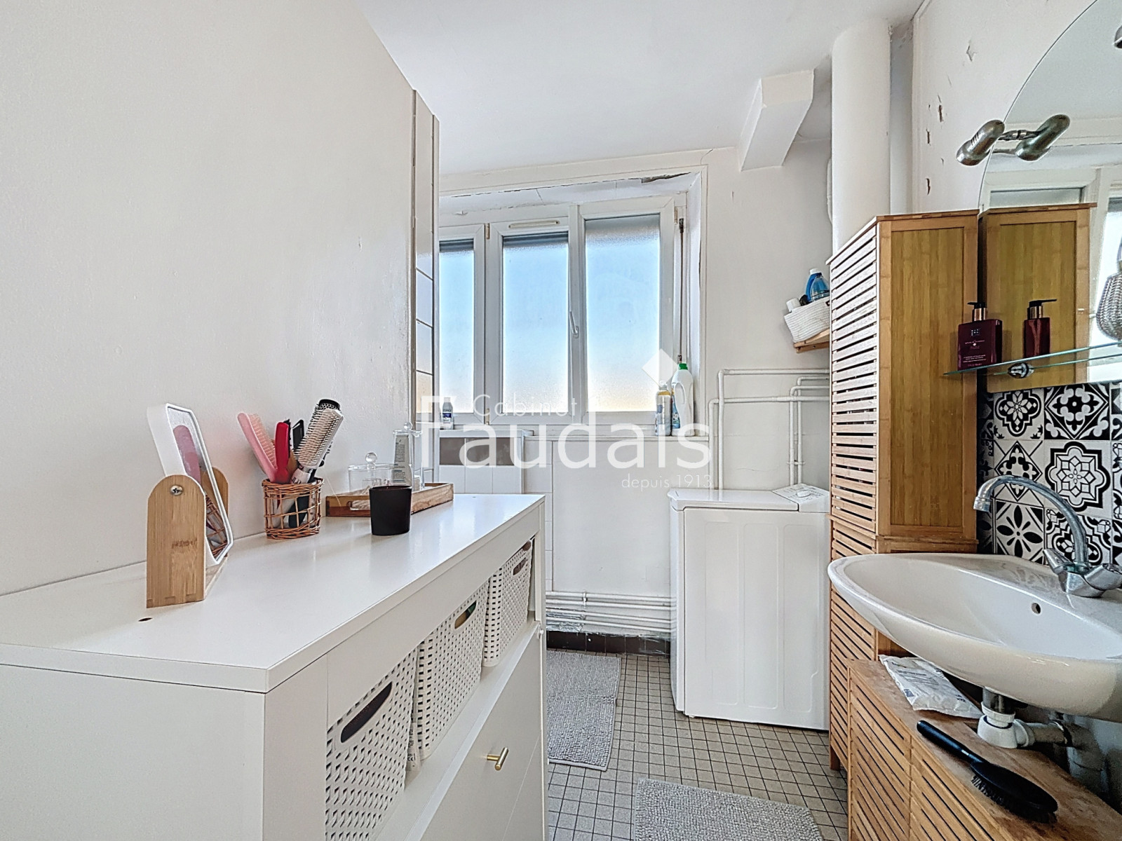 
                                                Vente
                                                 Appartement T3, centre-ville SAINT-LÔ