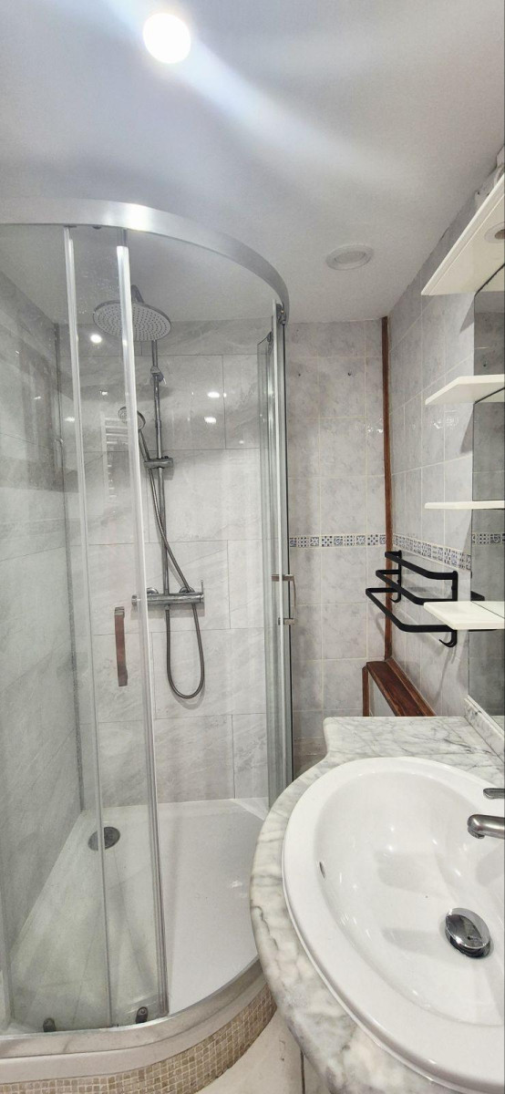 
                                                Location
                                                 Appartement T3 climatisé