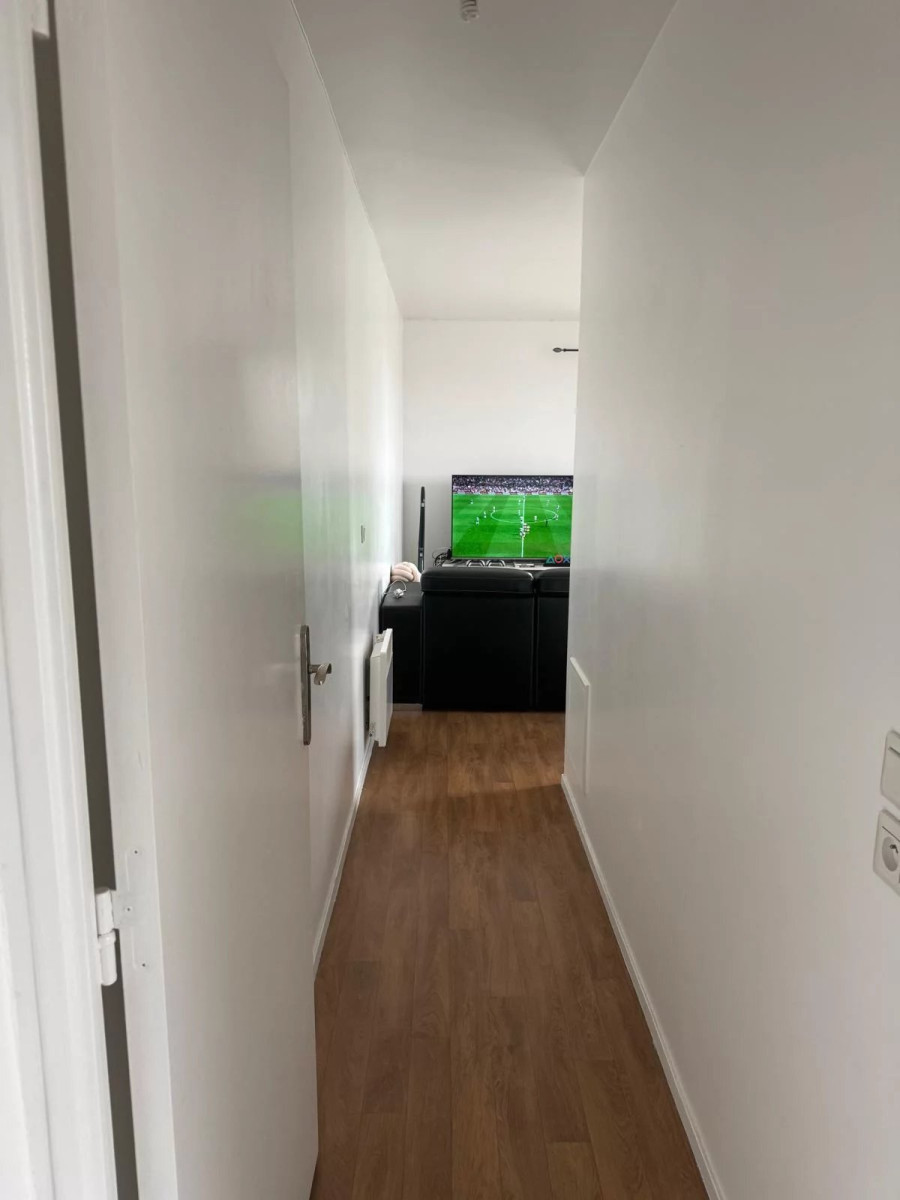 
                                                Vente
                                                 Appartement T3 de 58 m² avec balcon