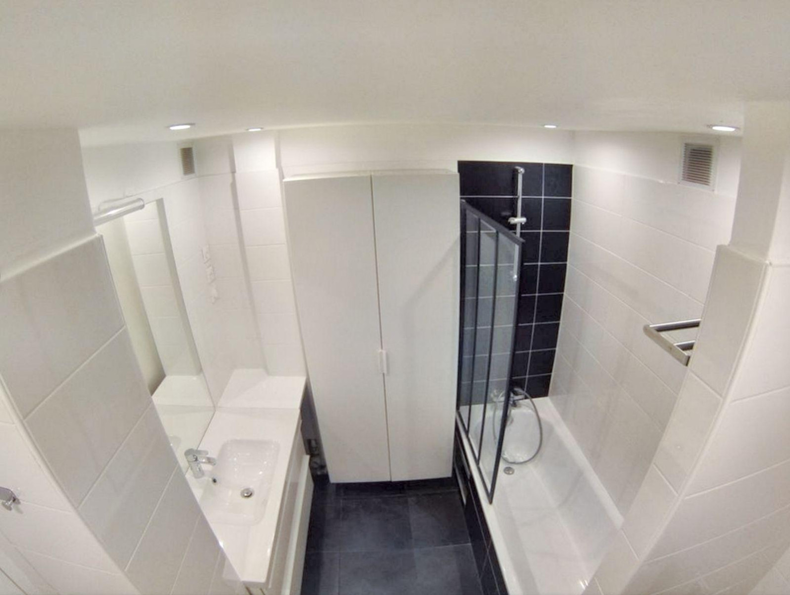 
                                                Location
                                                 Appartement T3 de 65 m2 très lumineux