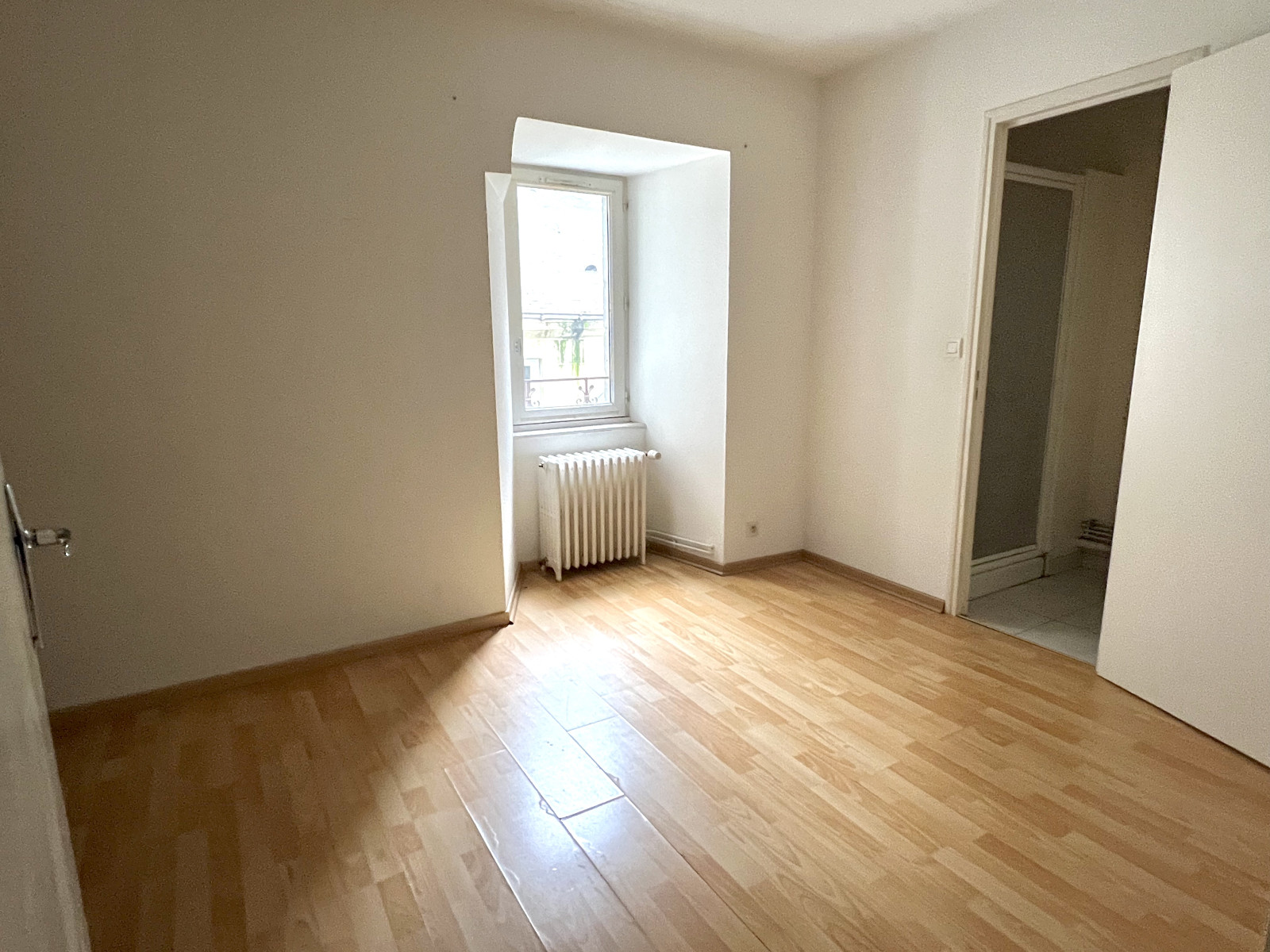 
                                                Vente
                                                 Appartement T3 de caractère – 99,67 m² – Hyper-centre Angers