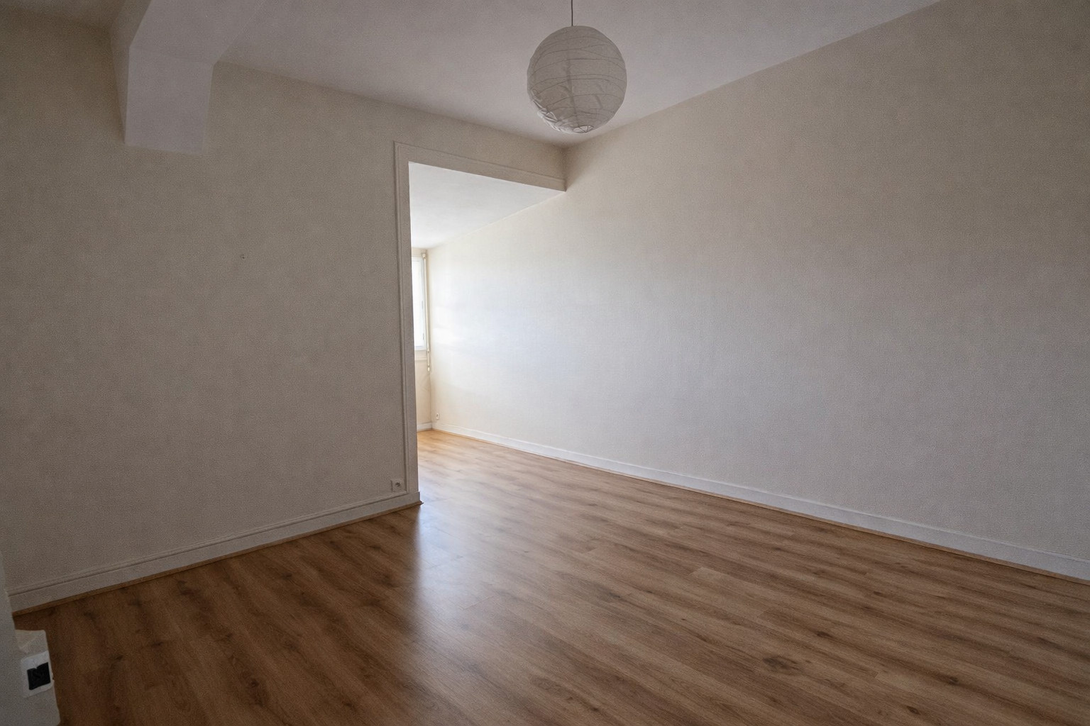 
                                                Vente
                                                 Appartement T3 – Dernier étage – Centre-ville d’Angers