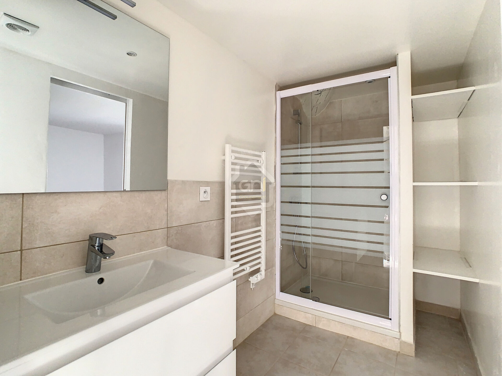 
                                                Location
                                                 Appartement T3 - duplex