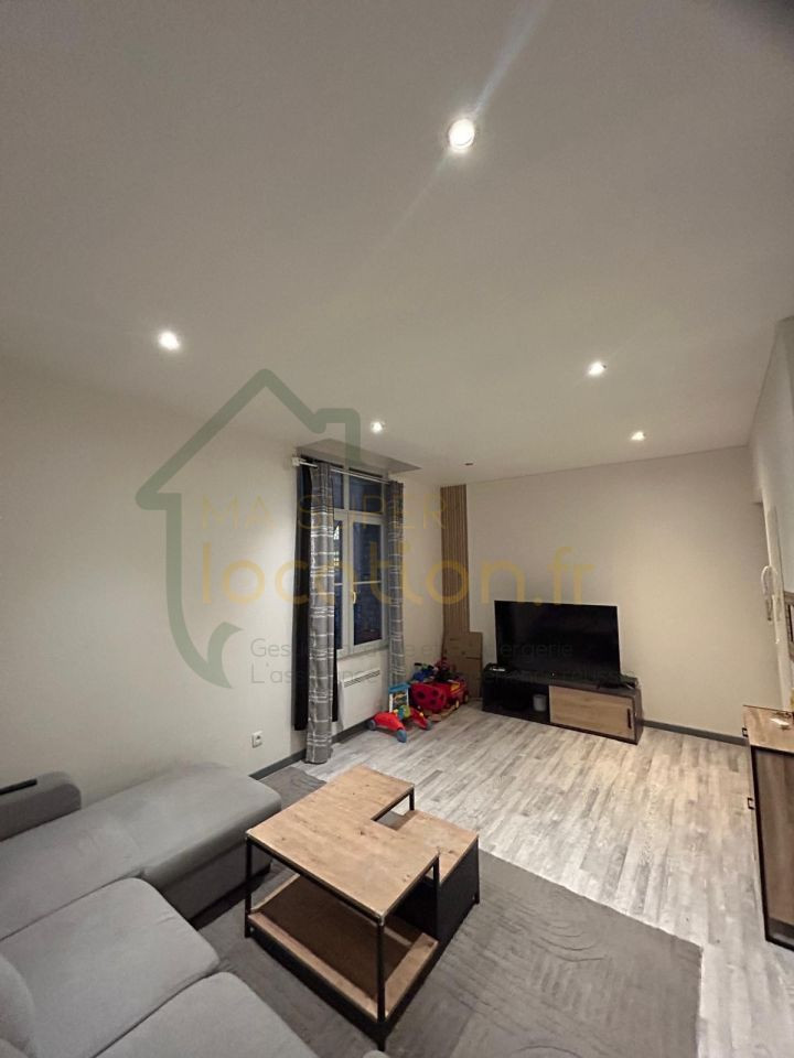 
                                                Location
                                                 Appartement T3 en HYPER-CENTRE de Saint-Quentin