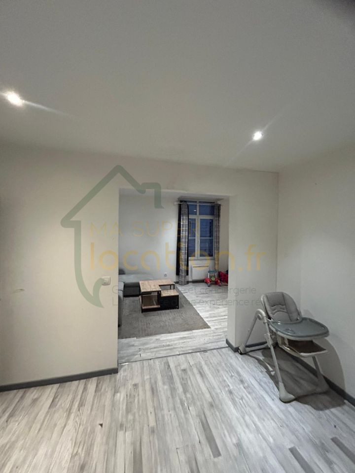 
                                                Location
                                                 Appartement T3 en HYPER-CENTRE de Saint-Quentin