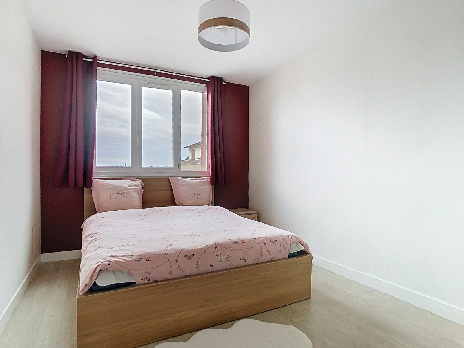 
                                                Vente
                                                 APPARTEMENT T3 ENTIEREMENT RENOVE