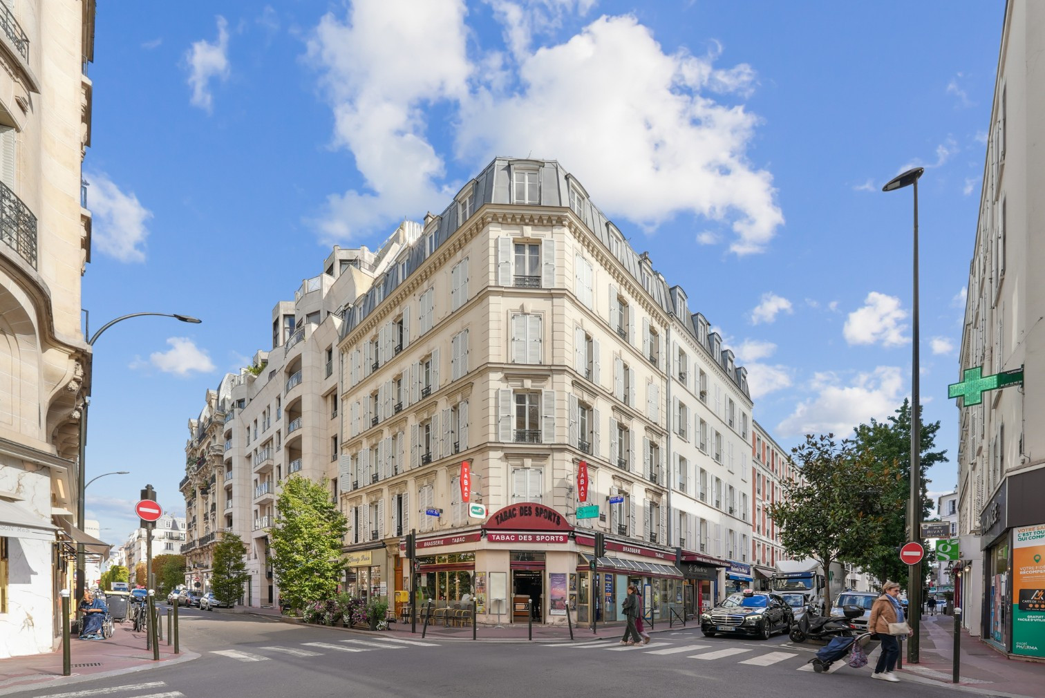 
                                                Vente
                                                 Appartement T3 - Levallois - 34 Rivay