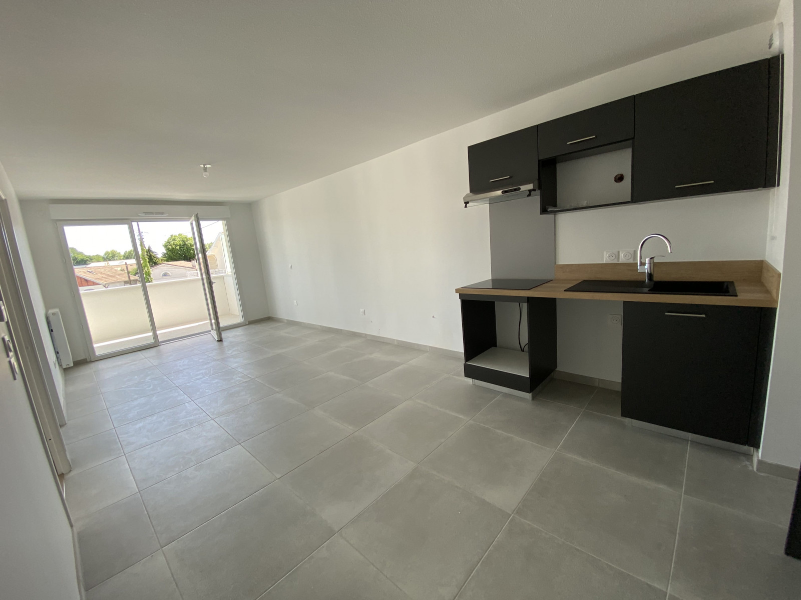 
                                                Vente
                                                 Appartement T3 Libre à Cenon