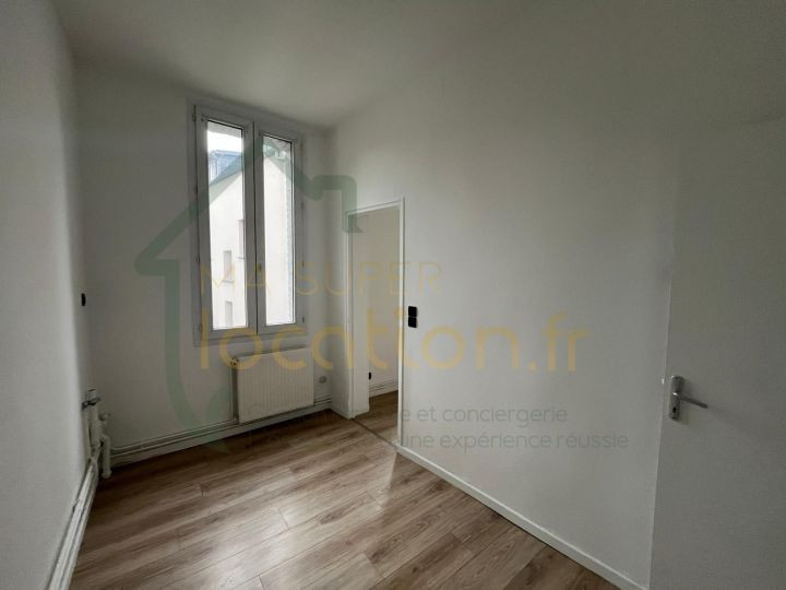 
                                                Location
                                                 Appartement T3 Lumineux, QUARTIER REMICOURT