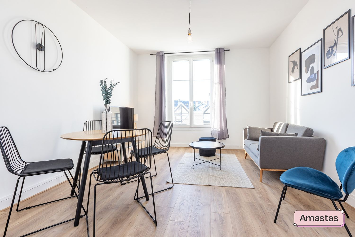
                                                Location
                                                 Appartement T3 meublé à Nantes quartier Mellinet