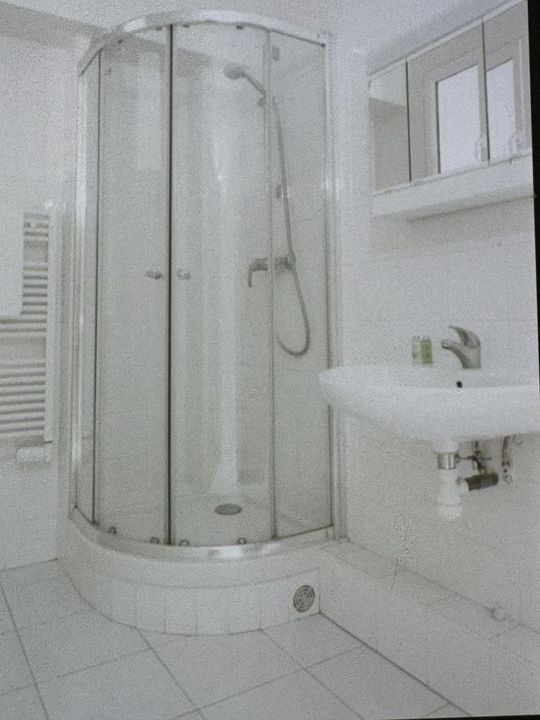 
                                                Location
                                                 Appartement T3 meublé proche commerces à Paris 15