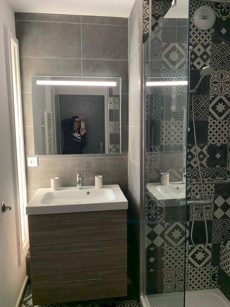 
                                                Location
                                                 APPARTEMENT T3 MEUBLE PROCHE TRAM MERIGNAC