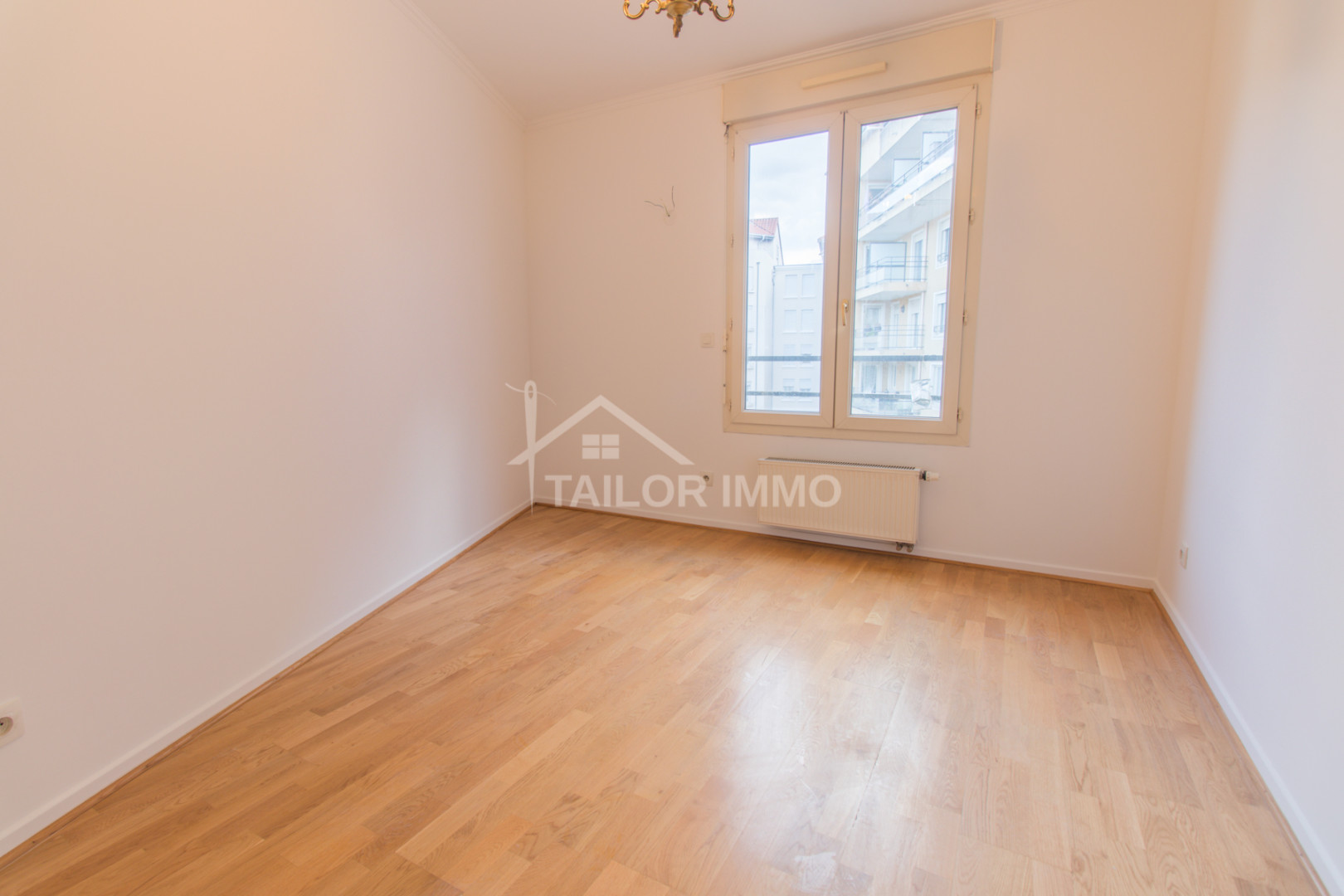 
                                                Location
                                                 Appartement T3 Non meublé
