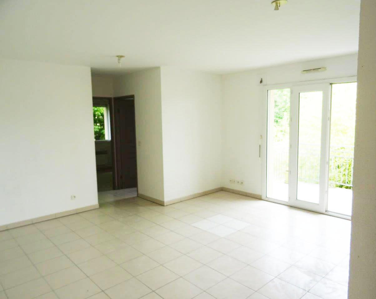 
                                                Vente
                                                 Appartement T3 Occupe General 12010 à Cambes