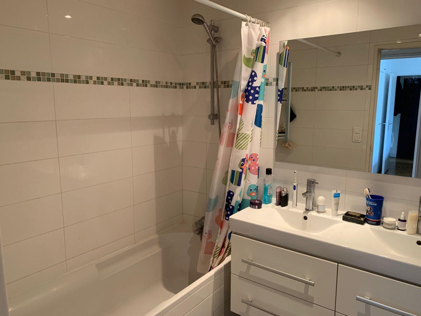 
                                                Location
                                                 Appartement T3 plein centre Gentilly