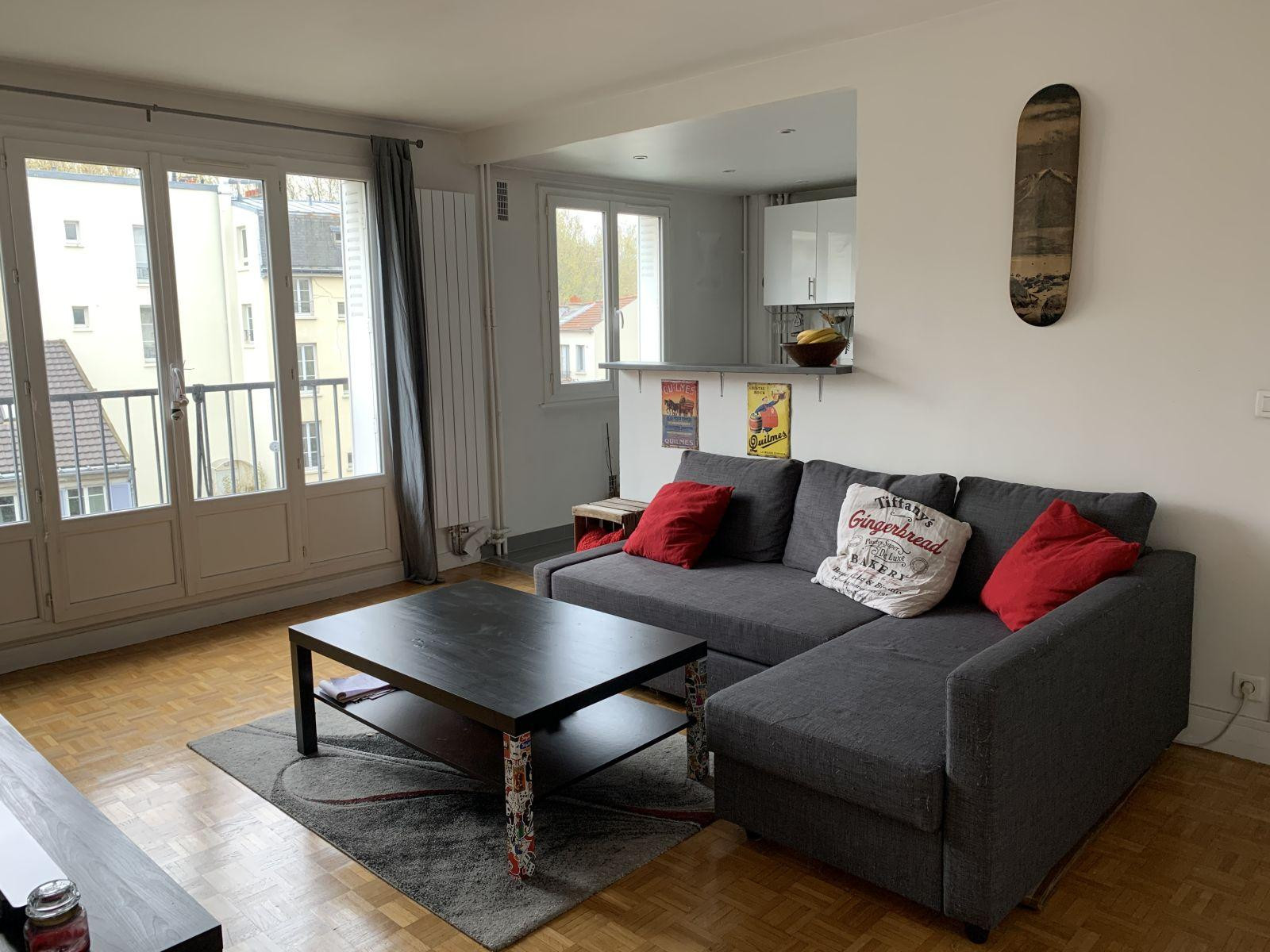 
                                                Location
                                                 Appartement T3 plein centre Gentilly