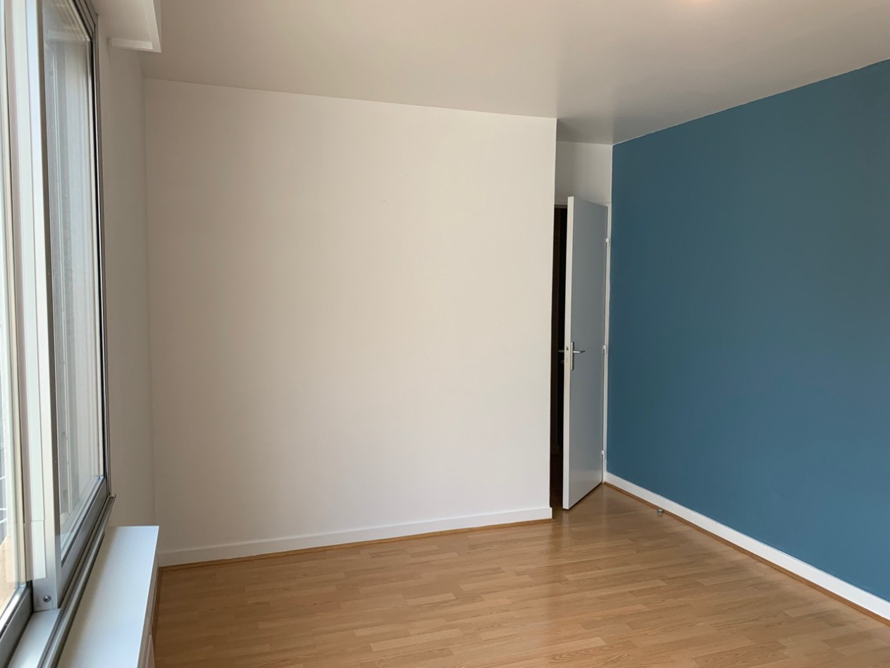 
                                                Location
                                                 Appartement T3 proche centre ville