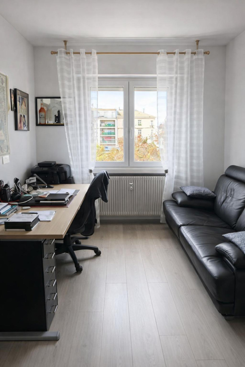
                                                Location
                                                 Appartement T3 RDC discret et bien placé