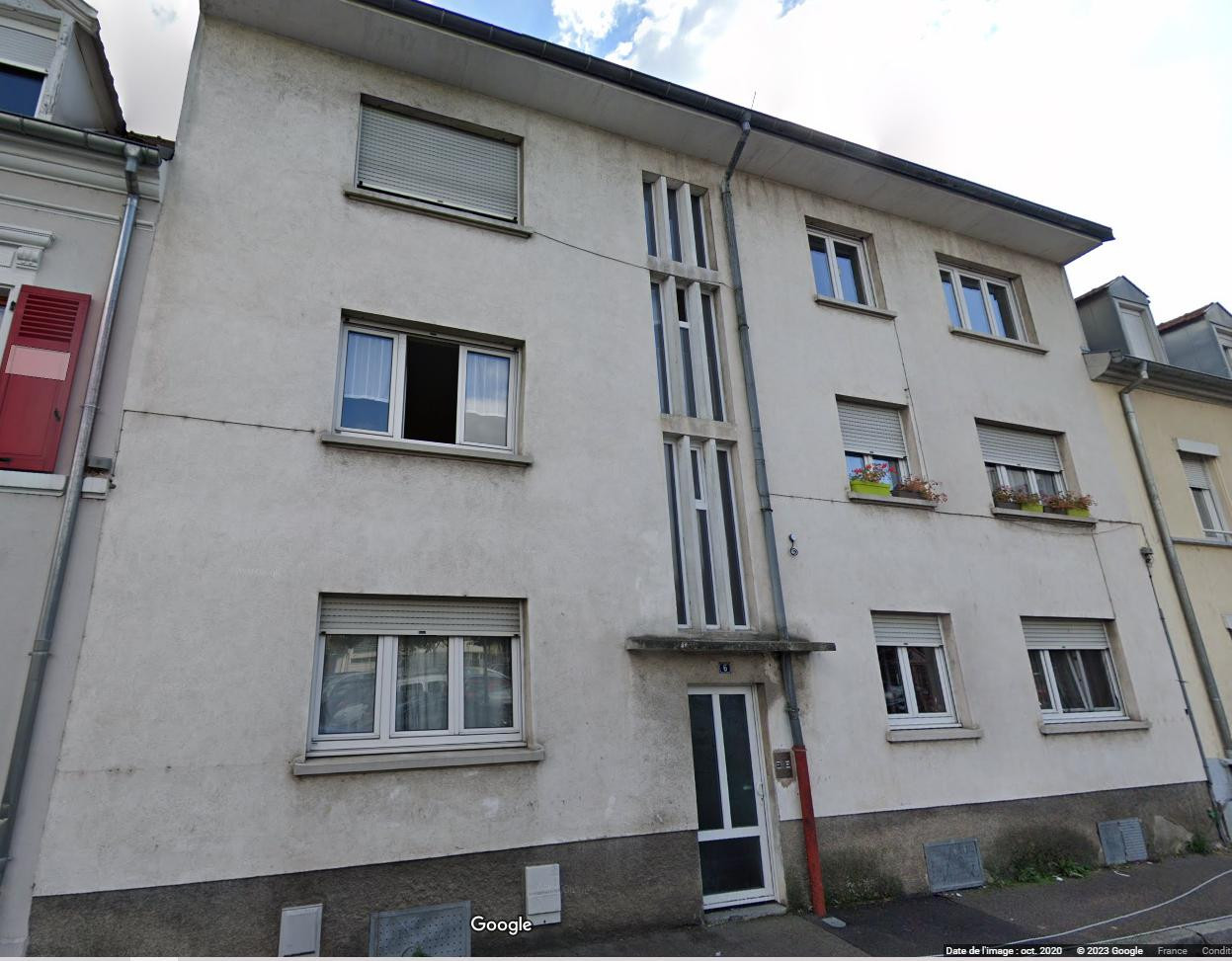 
                                                Location
                                                 Appartement T3 RDC discret et bien placé