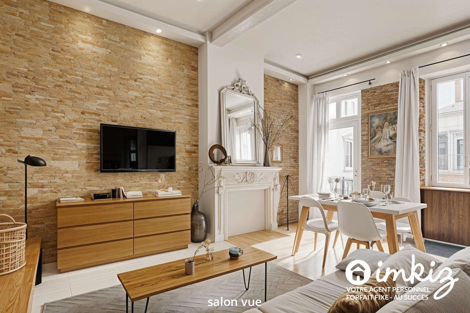 
                                                Vente
                                                 Appartement T3 rénové cachet ancien en souplex