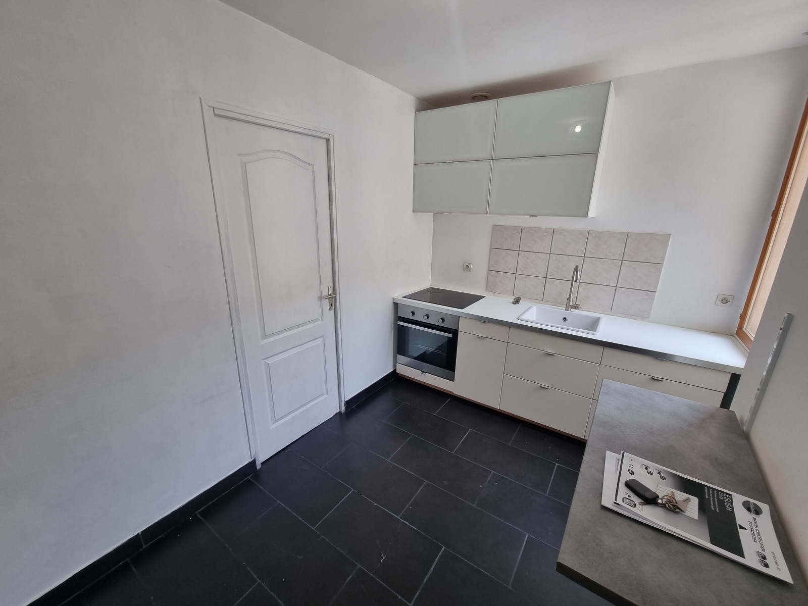 
                                                Location
                                                 Appartement T3 rénové Douai